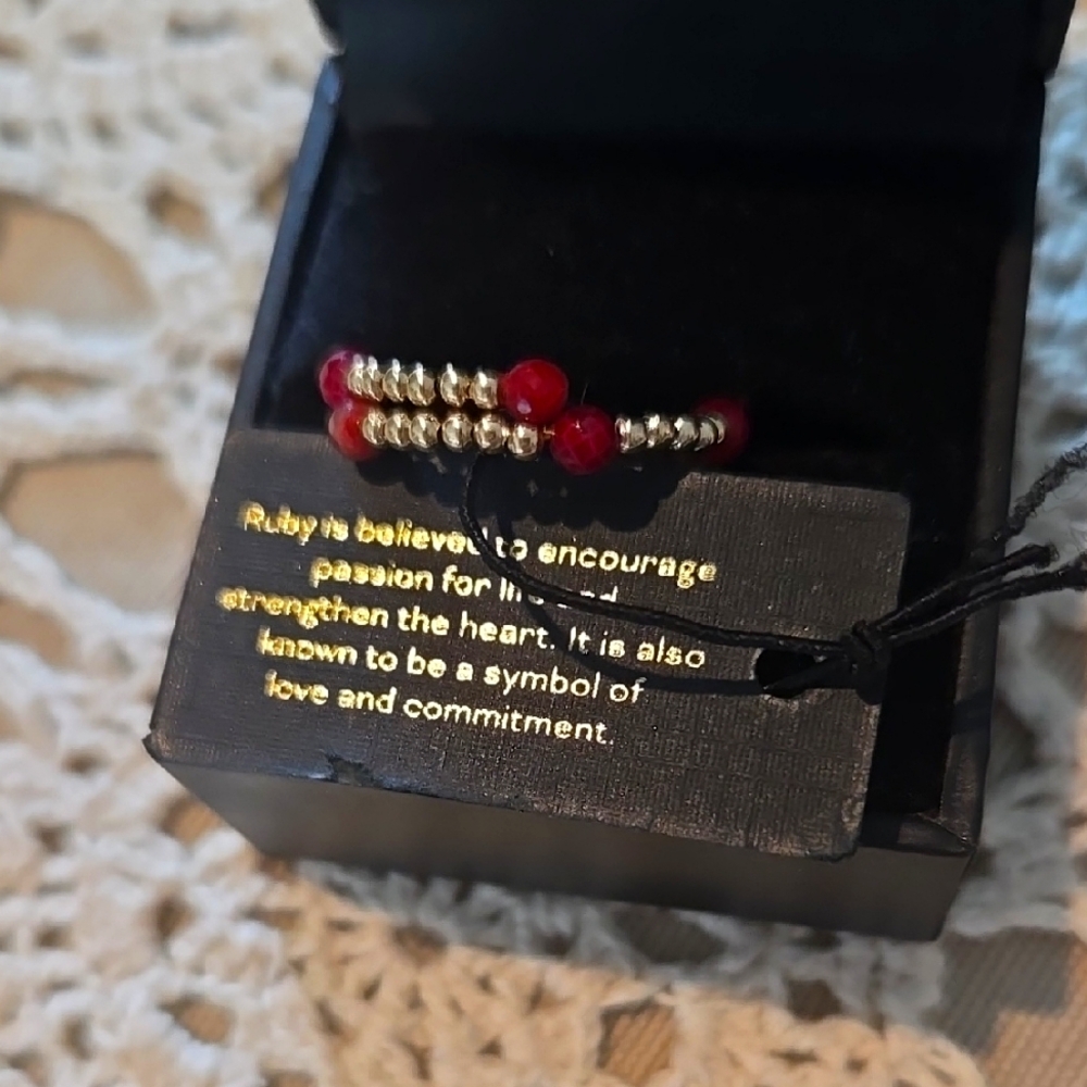 Elegant solid 14k Gold &Genuine RUBY RING.NWT.